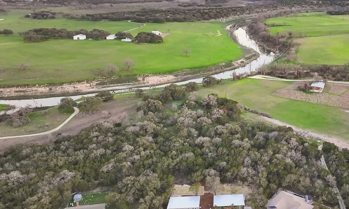 Photo of Outdoor in Spring Branch