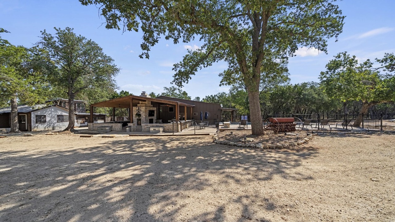 Photo of Others in Wimberley
