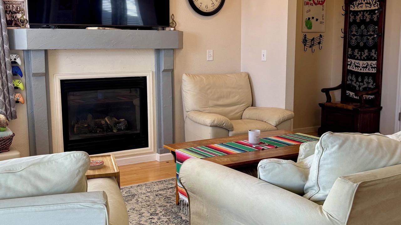 Photo of Livingroom in Broomfield