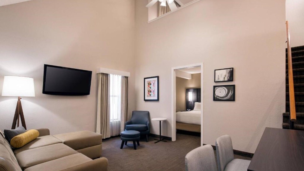 Photo of Livingroom in Glenwood Grove - North Iris