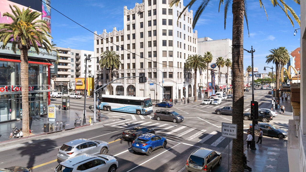 Photo of Others in Hollywood
