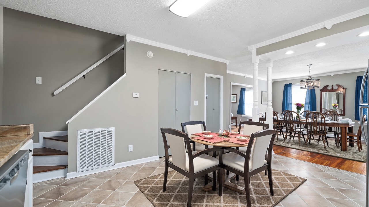 Photo of Livingroom in Huntsville