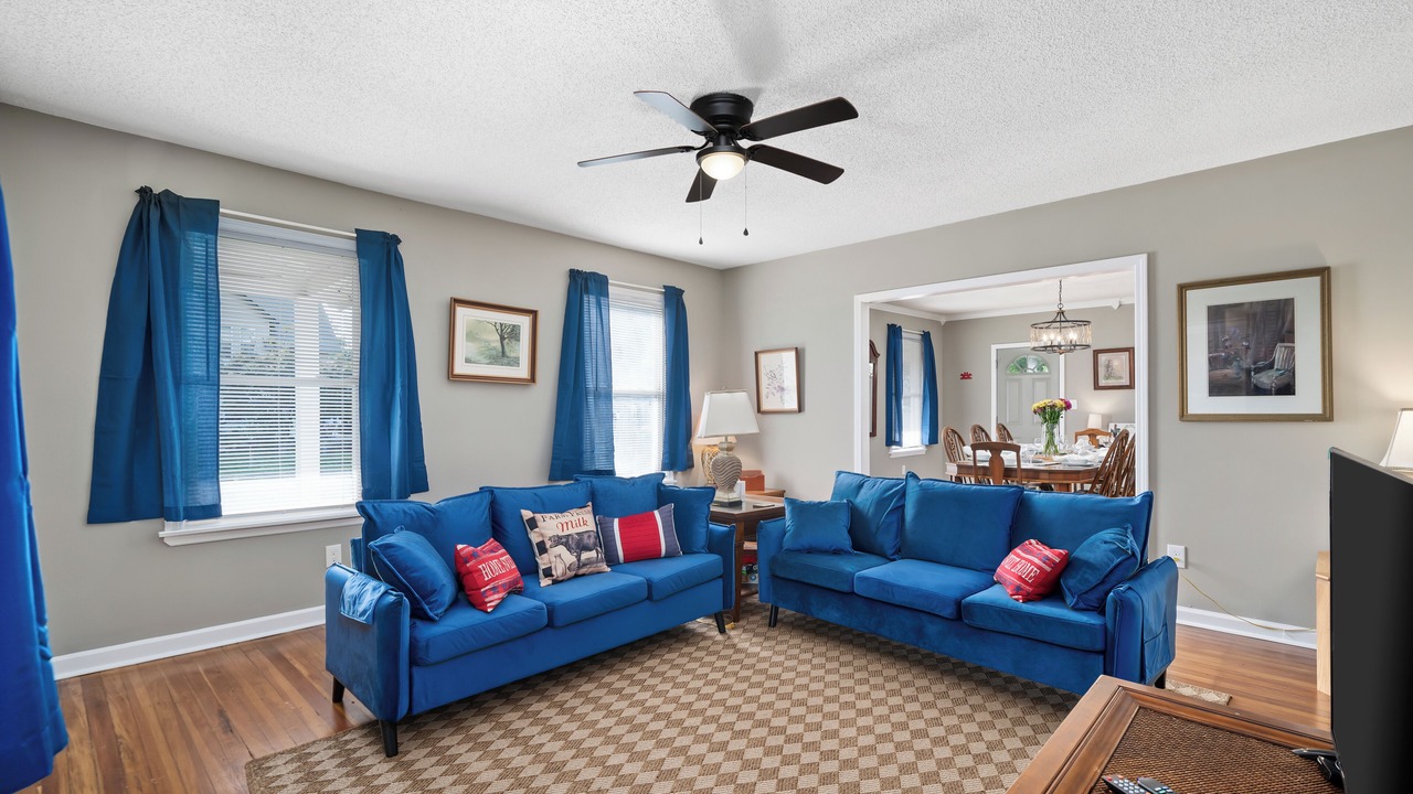 Photo of Livingroom in Huntsville