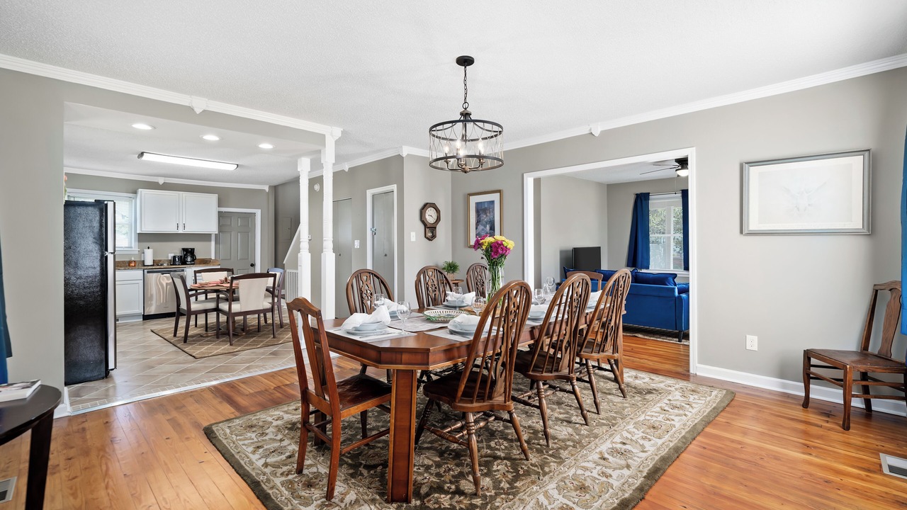 Photo of Livingroom in Huntsville