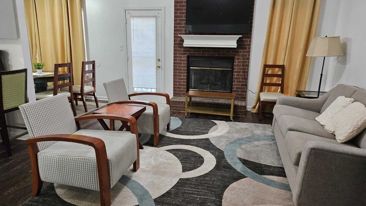 Photo of Livingroom in Bartlett