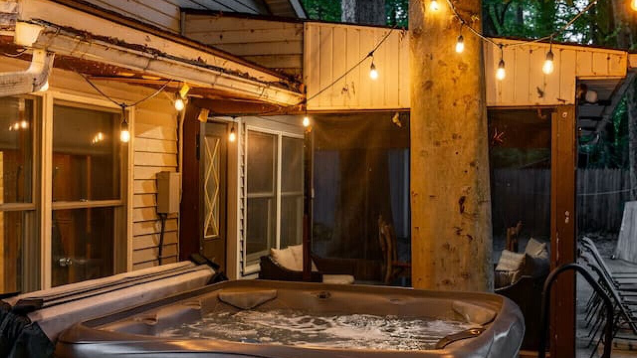 Photo of Patio Balcony in Jonestown