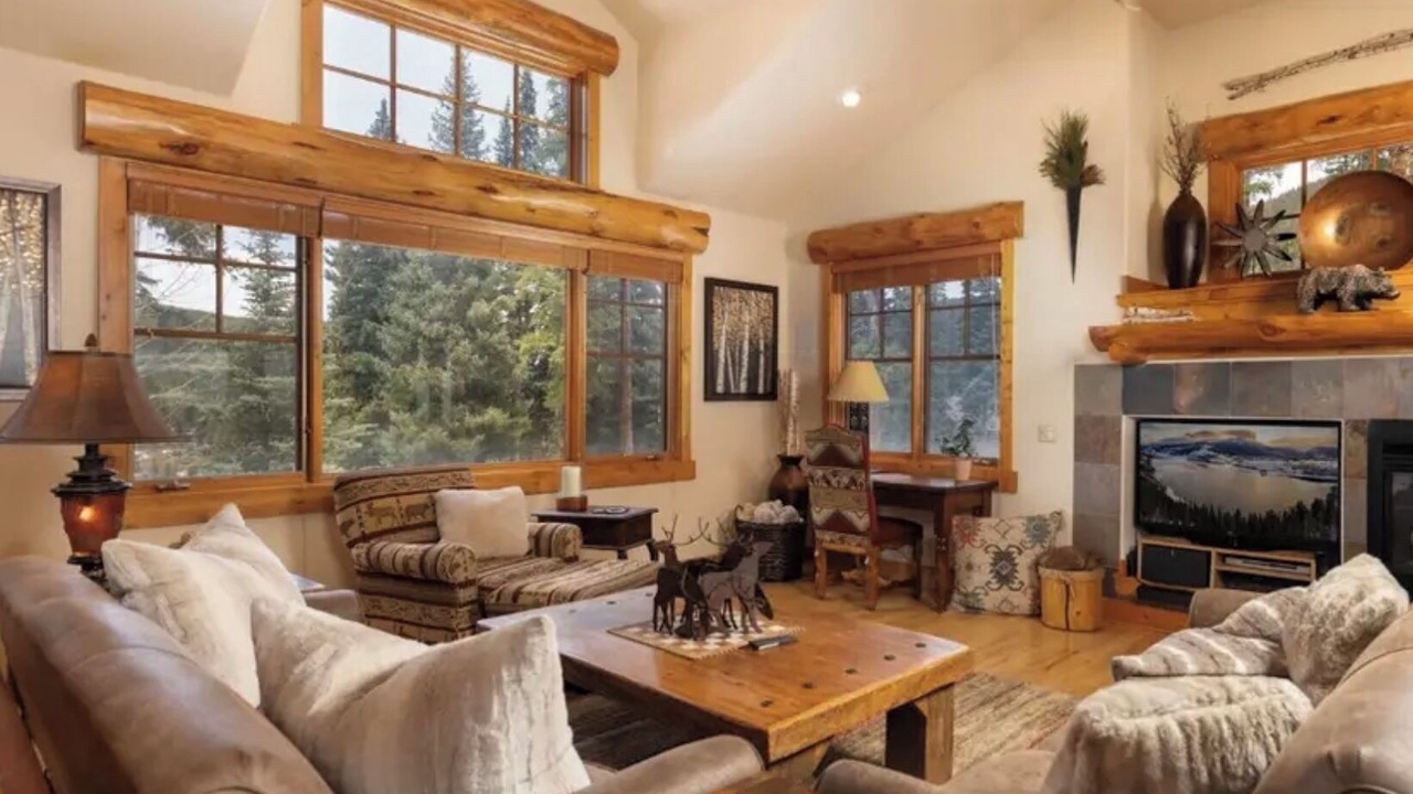 Photo of Livingroom in Blue River