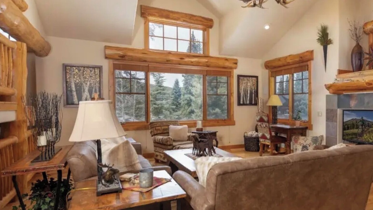 Photo of Livingroom in Blue River
