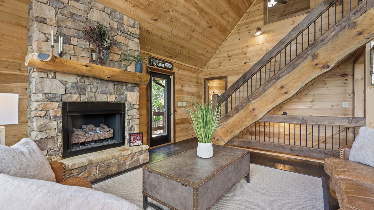 Photo of Livingroom in Blue Ridge