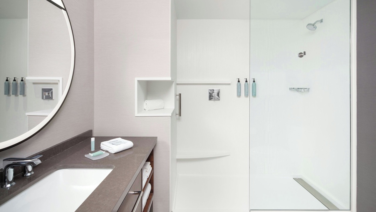 Photo of Bathroom in Kodak