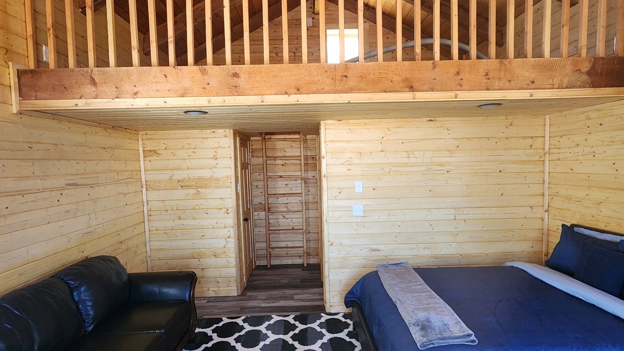 Photo of Livingroom in Hurricane
