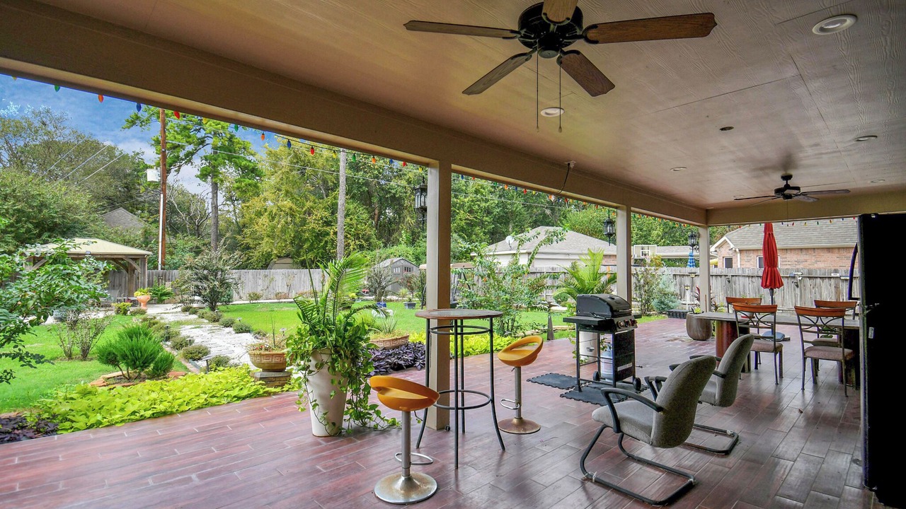 Photo of Patio Balcony in Champion Forest