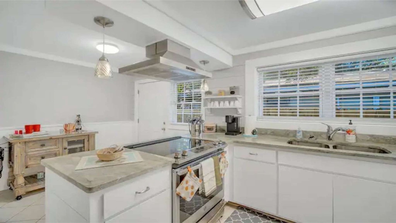 Photo of Kitchen in Saint Simons Island