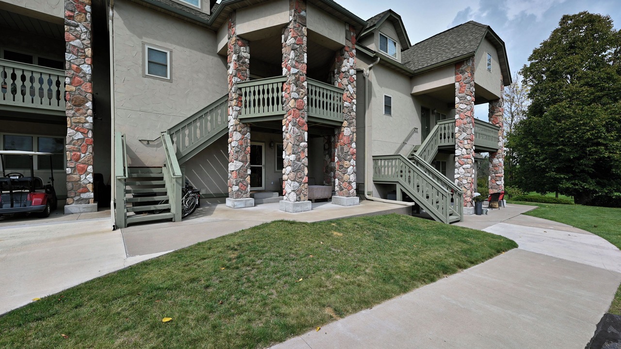 Photo of Outdoor in Birchwood