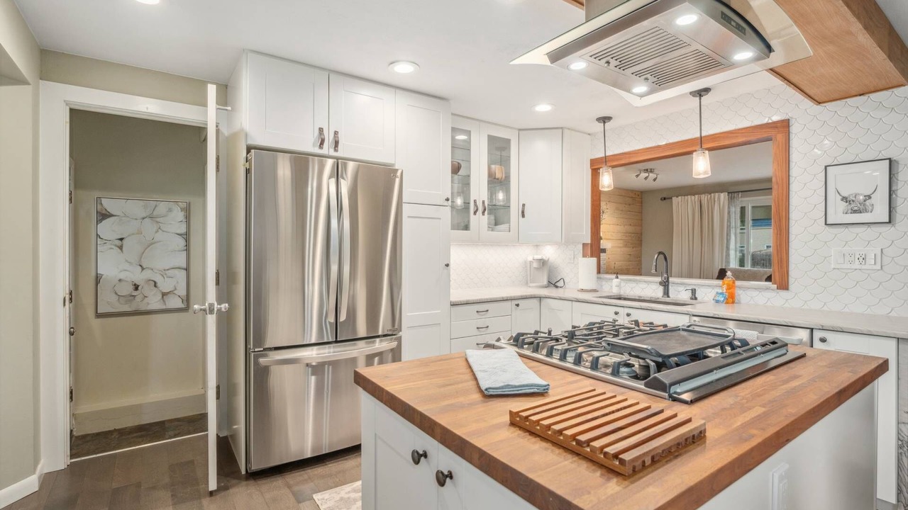 Photo of Kitchen in Golden