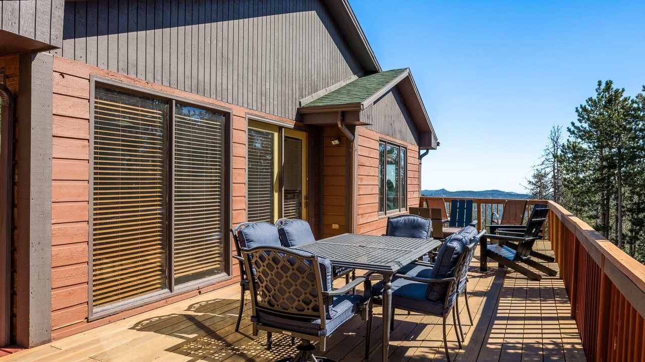 Photo of Patio Balcony in Evergreen
