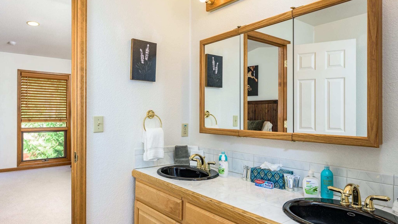 Photo of Kitchen in Evergreen
