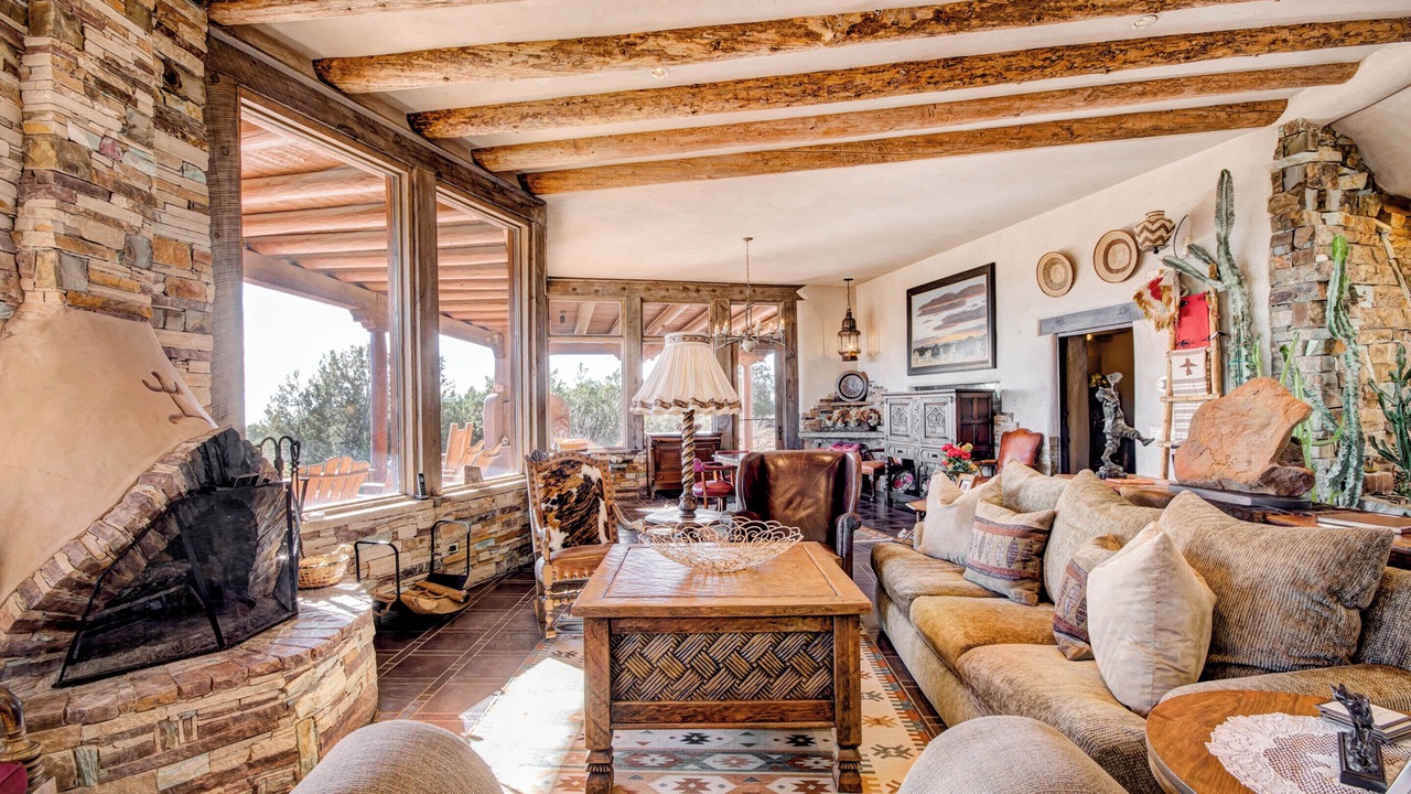 Photo of Livingroom in Las Campanas