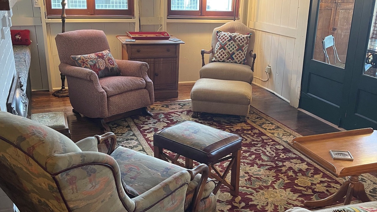 Photo of Livingroom in Cazenovia