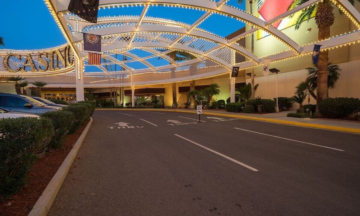 Photo of Others in Laughlin