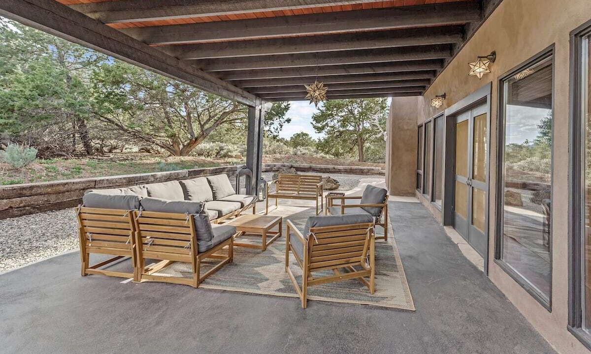 Photo of Patio Balcony in Ranchos De Taos