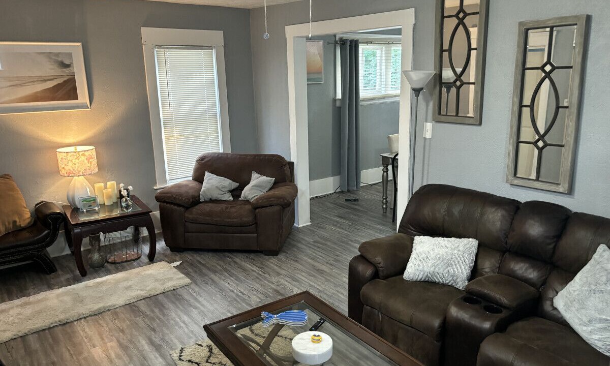 Photo of Livingroom in Highland Square
