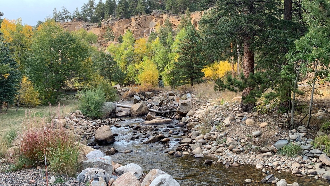 Photo of Outdoor in Lyons