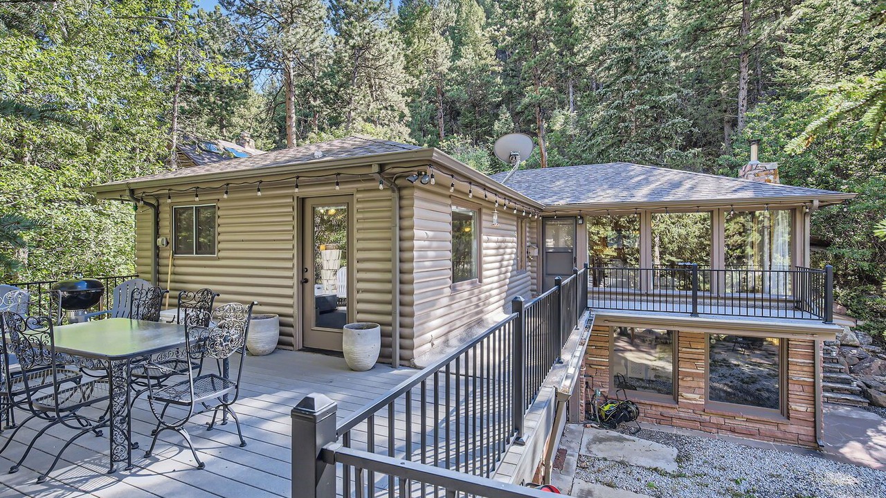 Photo of Outdoor in Lyons