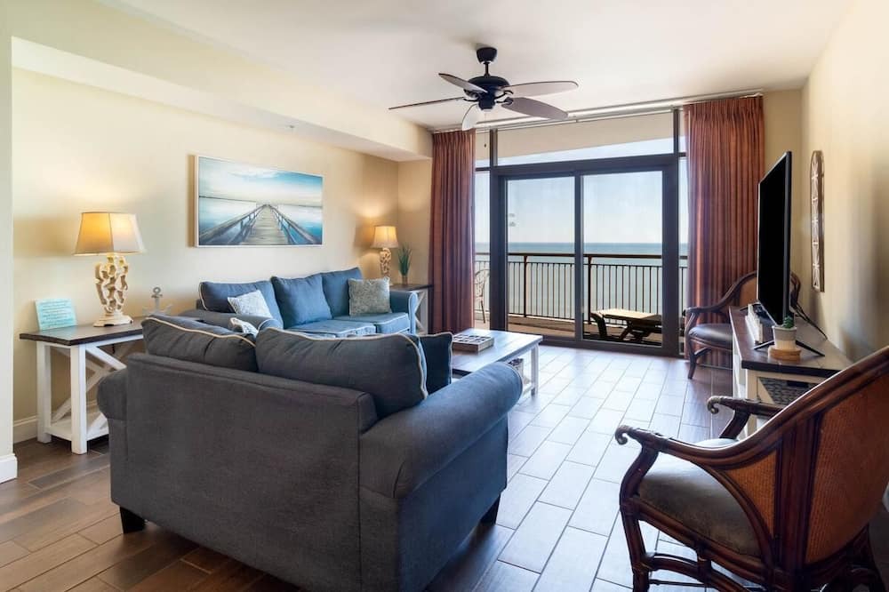Photo of Livingroom in Windy Hill