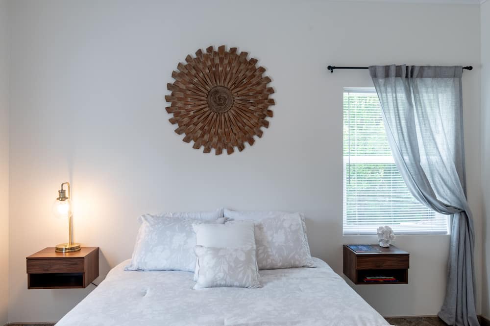 Photo of Bedroom in Crescent Beach