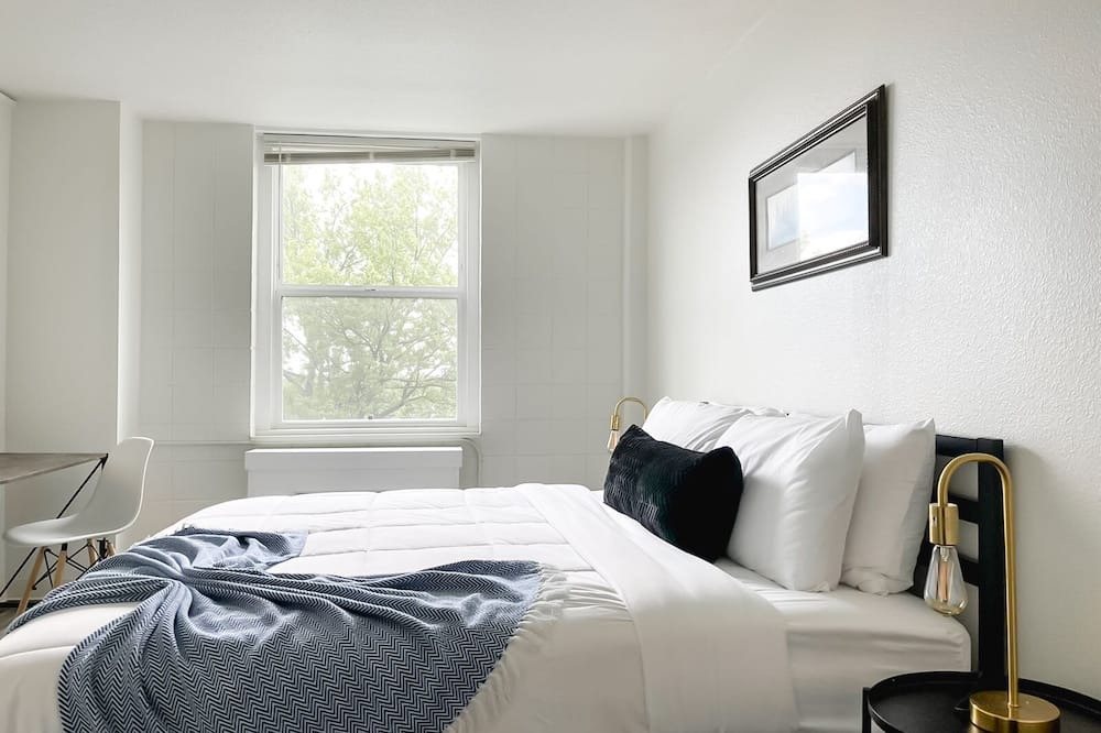 Photo of Bedroom in Corryville