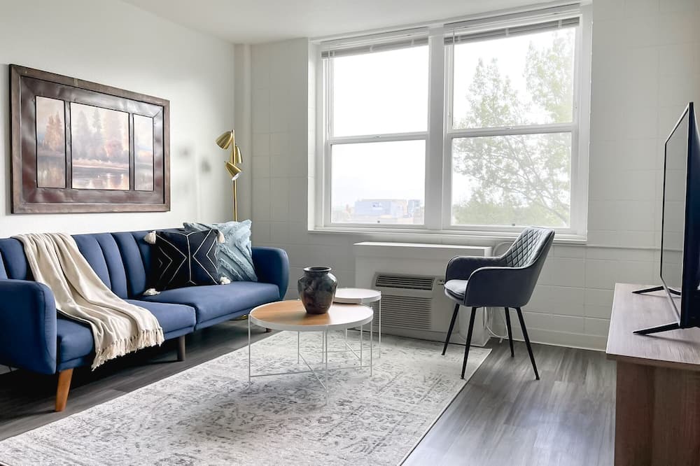 Photo of Livingroom in Corryville
