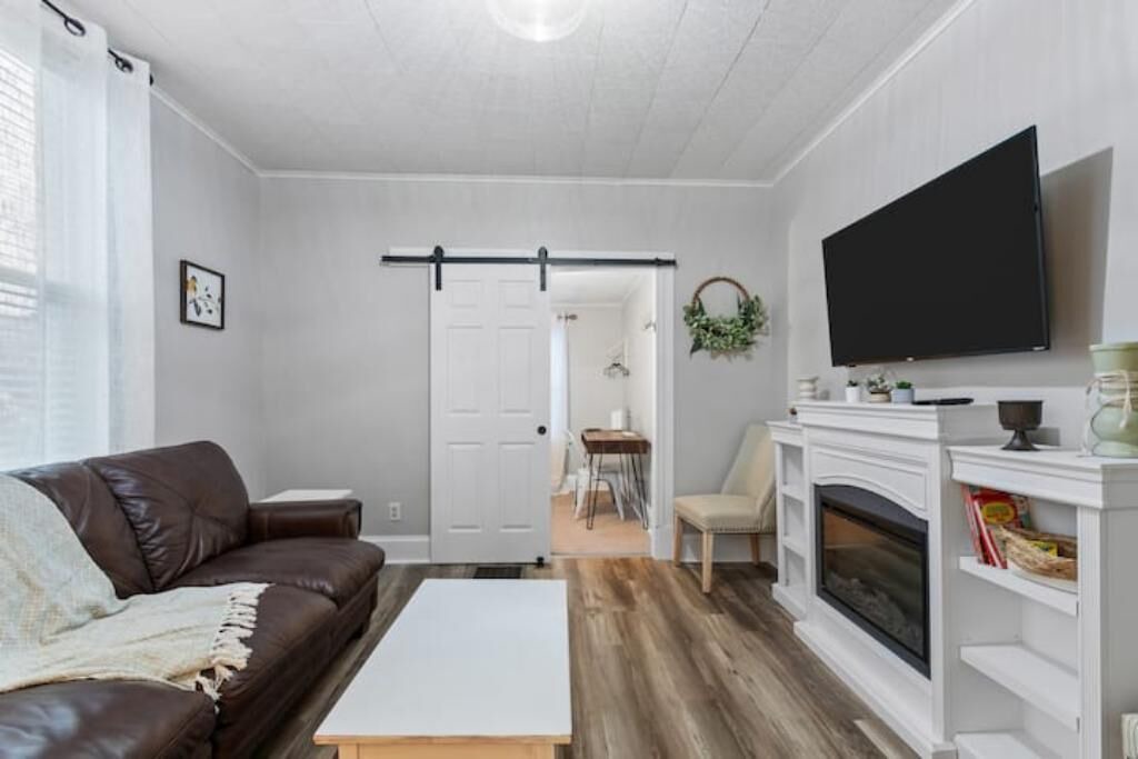 Photo of Livingroom in Martins Ferry