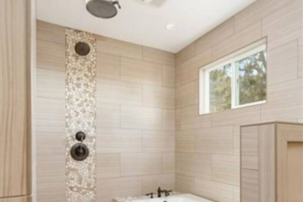 Photo of Bathroom in Lake Wohlford