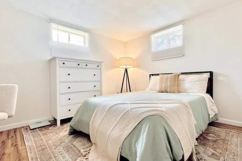 Photo of Bedroom in Alta Vista Area