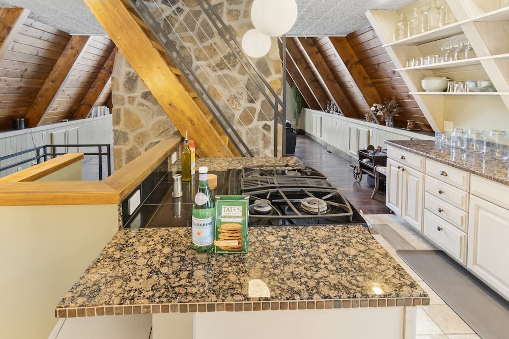 Photo of Kitchen in Wardensville