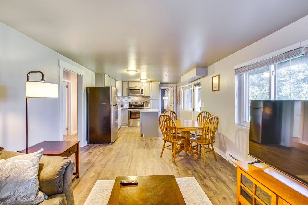 Photo of Livingroom in Bothell