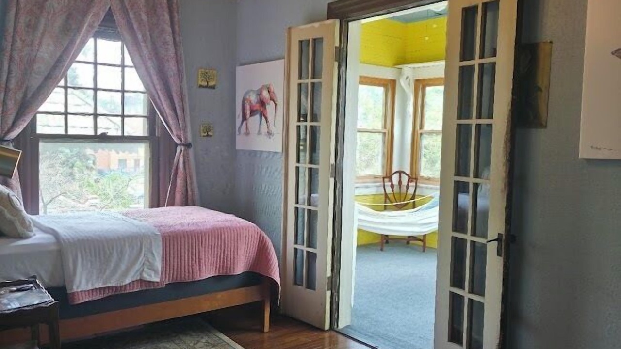 Photo of Bedroom in Downtown Toledo