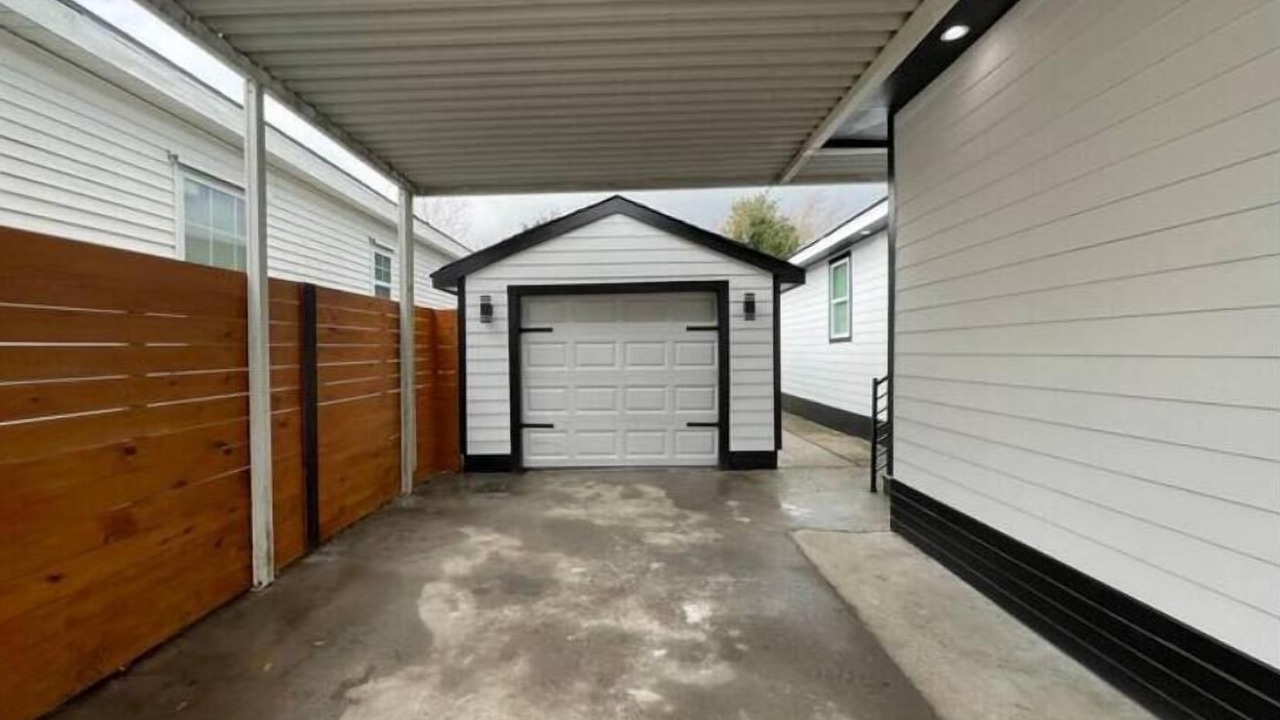 Photo of Outdoor in Plum Orchard