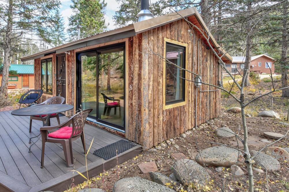 Photo of Outdoor in Lyons