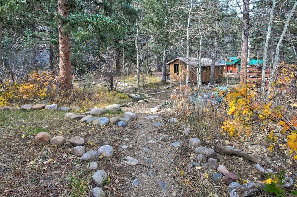 Photo of Outdoor in Lyons