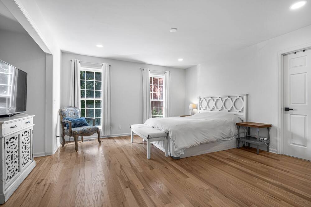 Photo of Bedroom in Bellevue