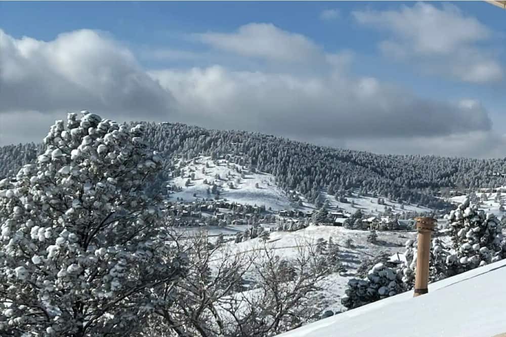 Photo of Others in Golden