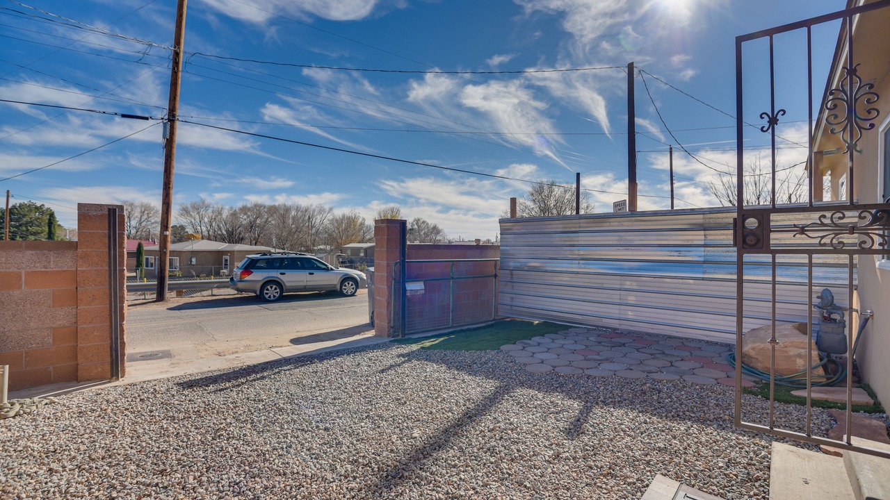 Photo of Others in Albuquerque
