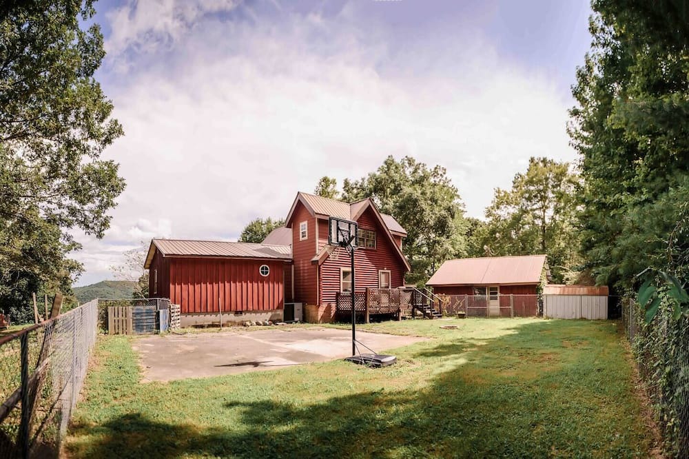 Photo of Outdoor in Helenwood