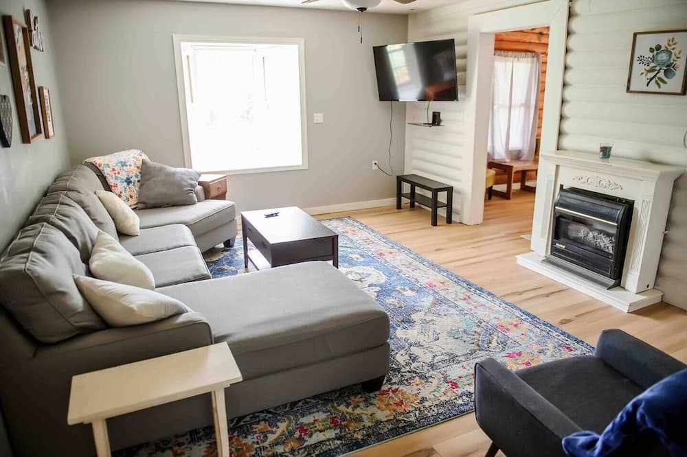 Photo of Livingroom in Helenwood