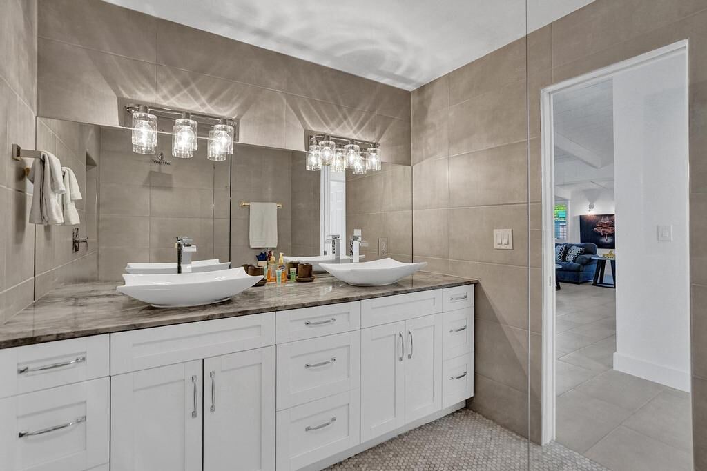 Photo of Bathroom in East Fort Lauderdale