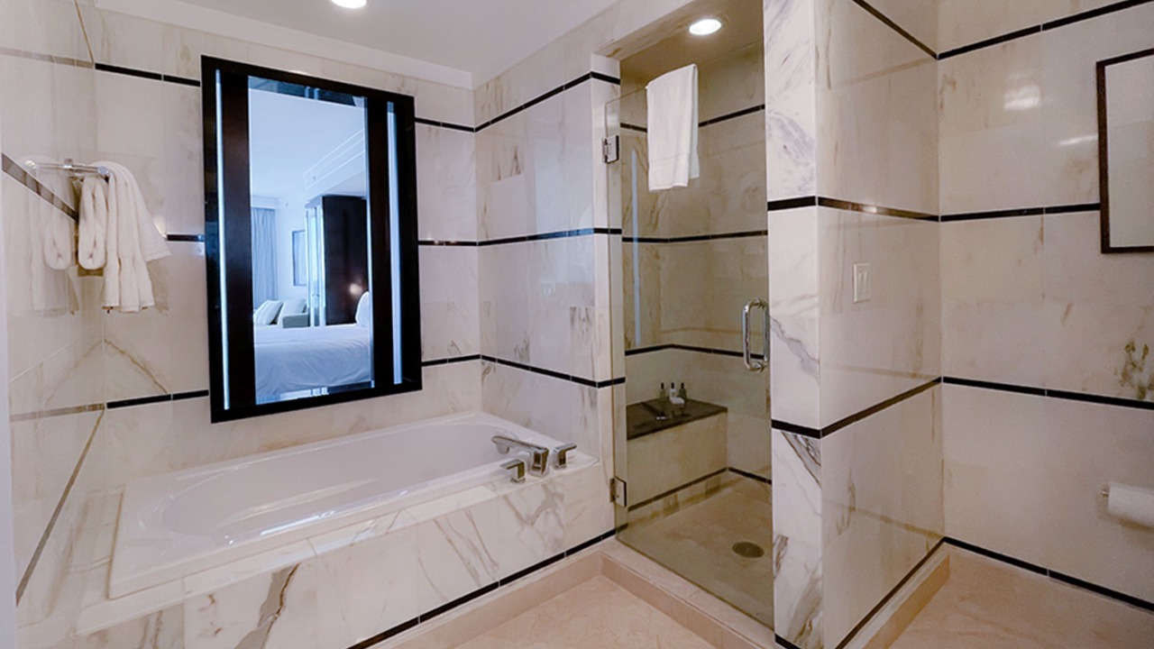 Photo of Bathroom in Mid Beach
