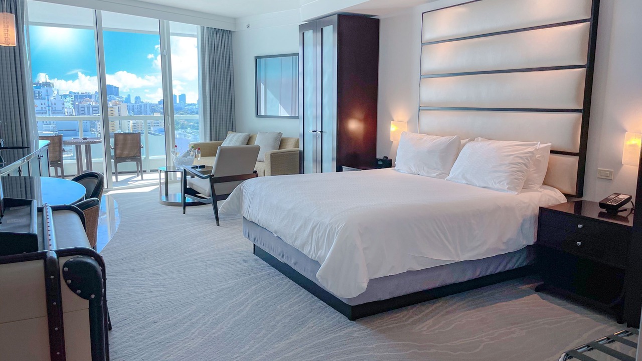 Photo of Bedroom in Mid Beach