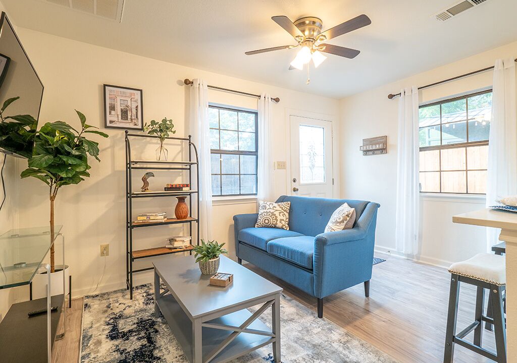 Photo of Livingroom in North Loop